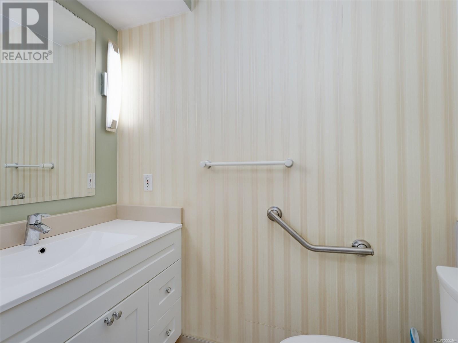 1470 Banff Pl, Saanich real estate listing 999204 for sale