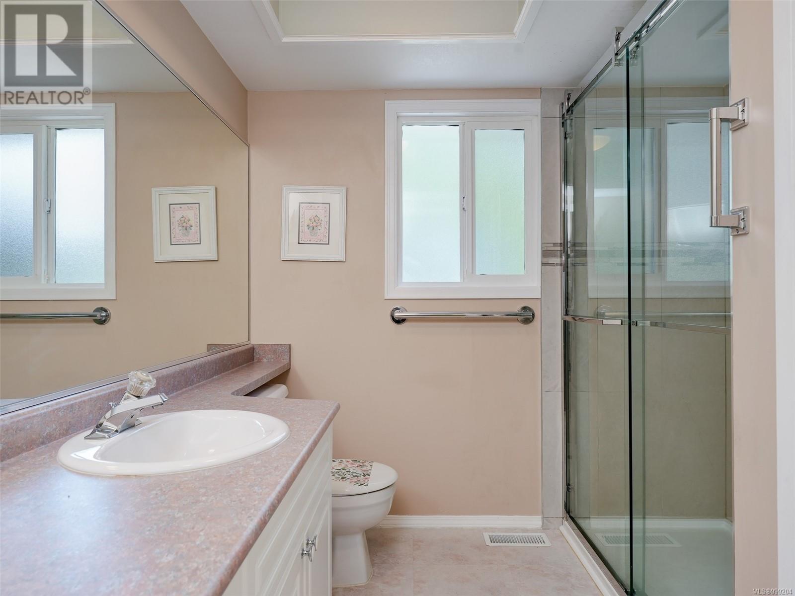 1470 Banff Pl, Saanich real estate listing 999204 for sale