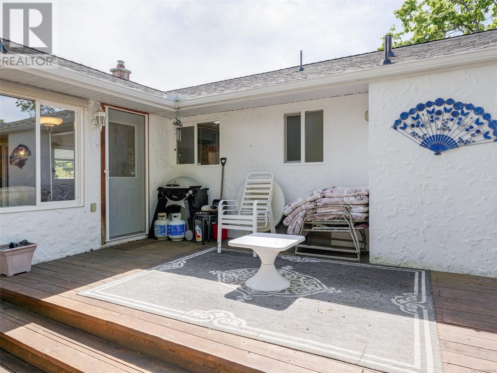 1470 Banff Pl, Saanich real estate listing 999204 for sale