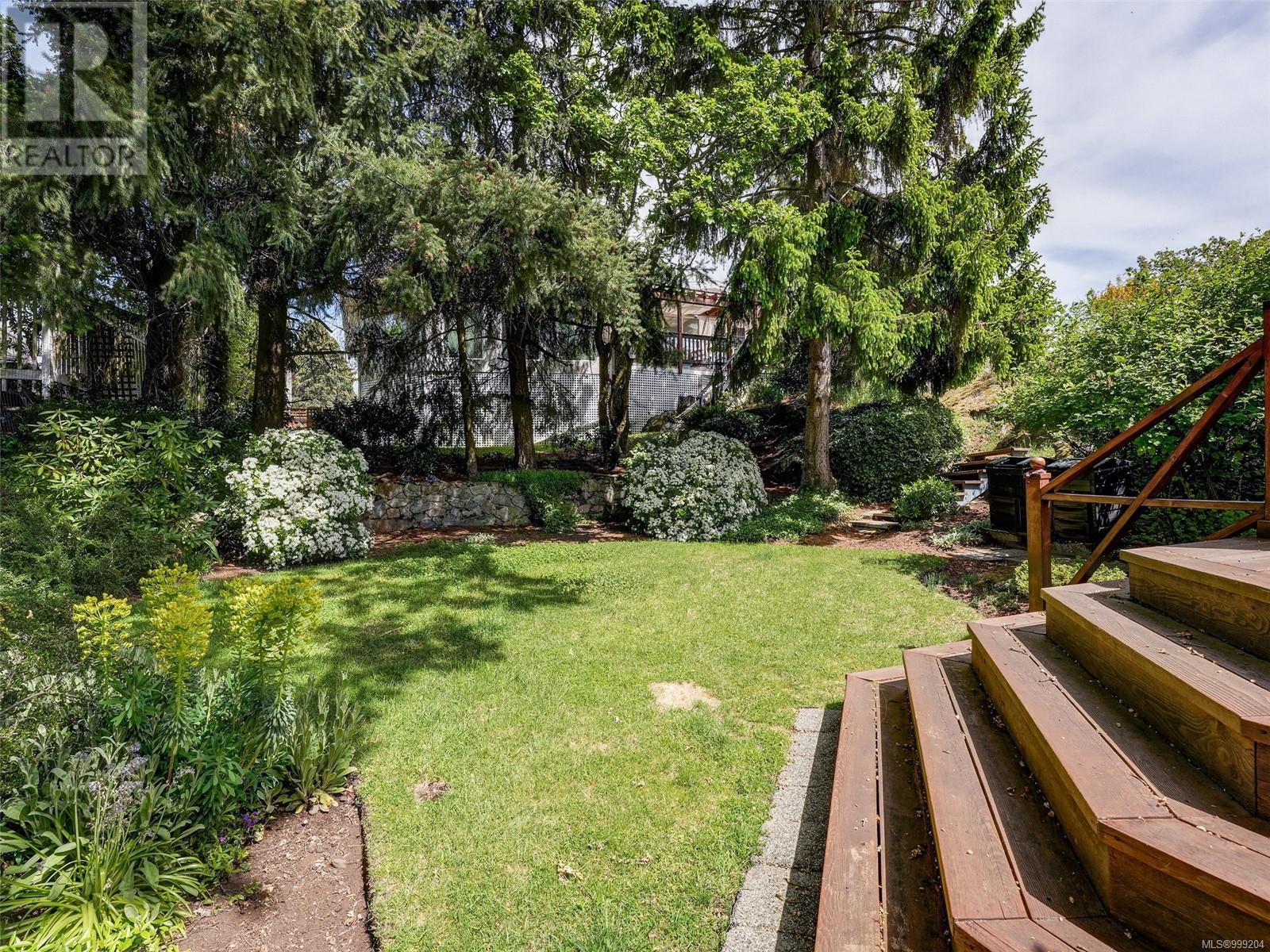1470 Banff Pl, Saanich real estate listing 999204 for sale