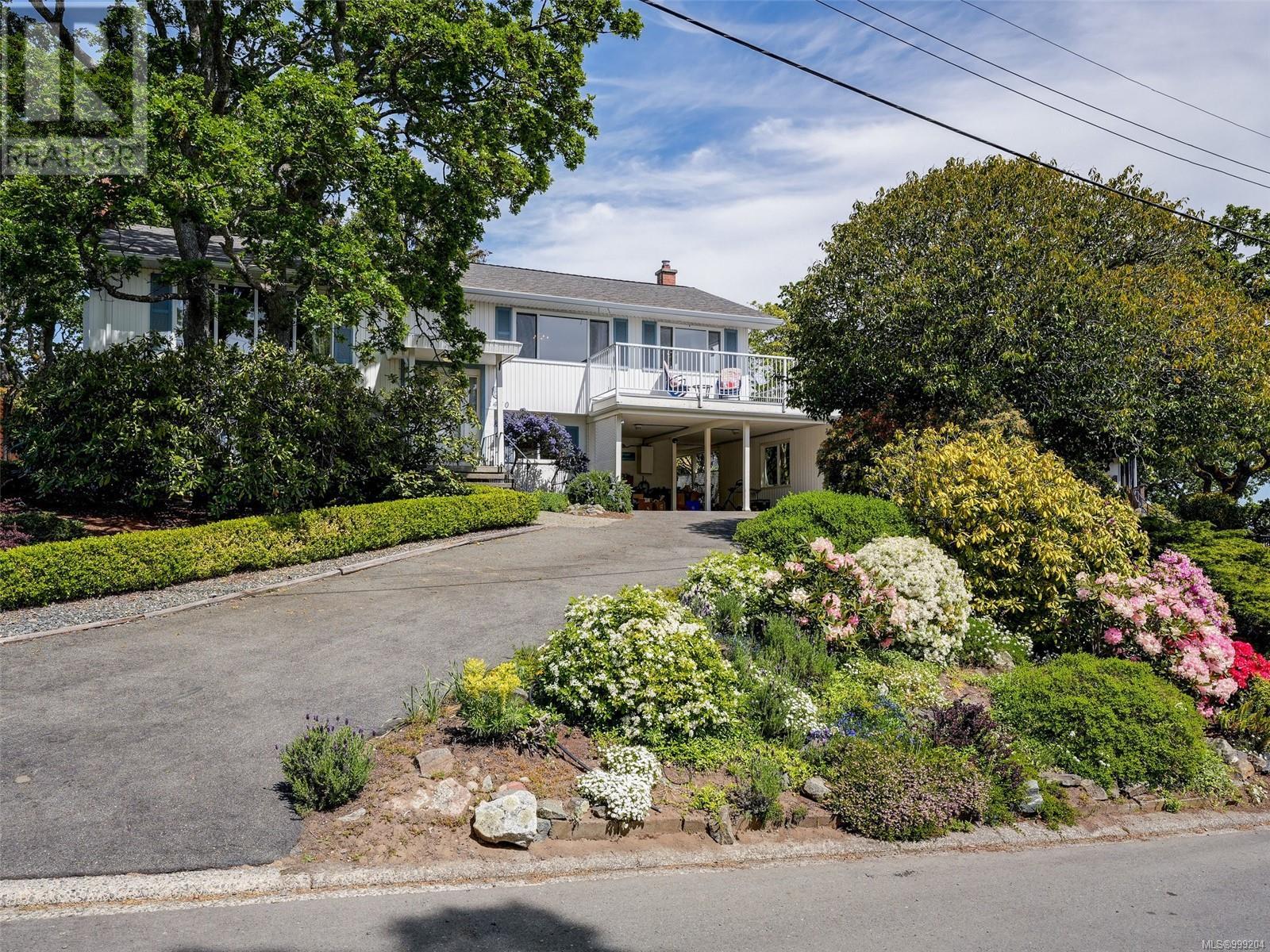 1470 Banff Pl, Saanich real estate listing 999204 for sale