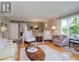 1470 Banff Pl, Saanich property photo listing 999204 for sale
