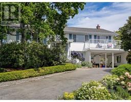 1470 Banff Pl, Saanich property photo listing 999204 for sale