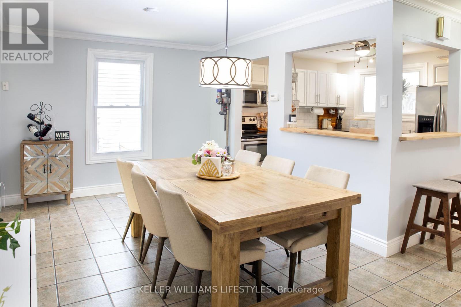 5 Winding Woods Crescent, London North, Ontario  N6G 3G3 - Photo 12 - X12135356