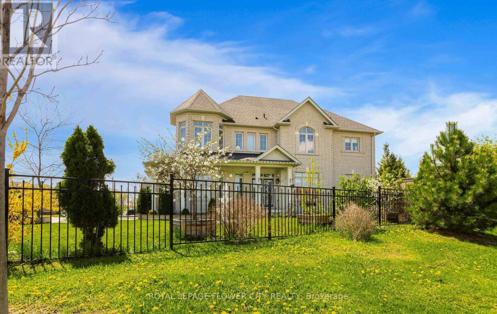Property at 22 VANWOOD CRESCENT image 1