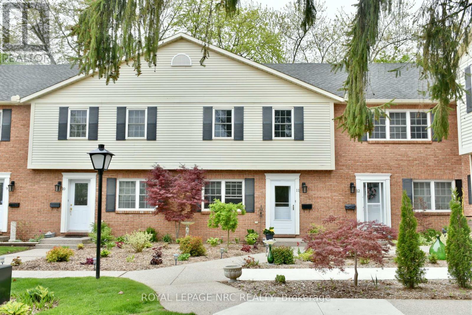 Property at 11 - 159 CANBORO ROAD image 1
