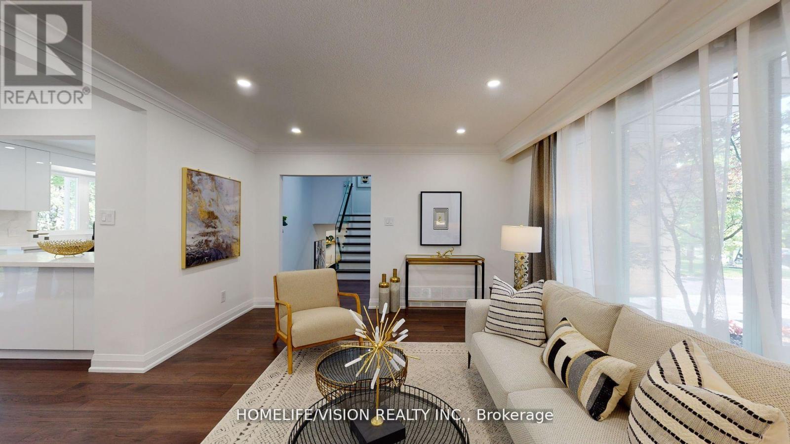 12 Flaremore Crescent, Toronto, Ontario  M2K 1V1 - Photo 7 - C12135173