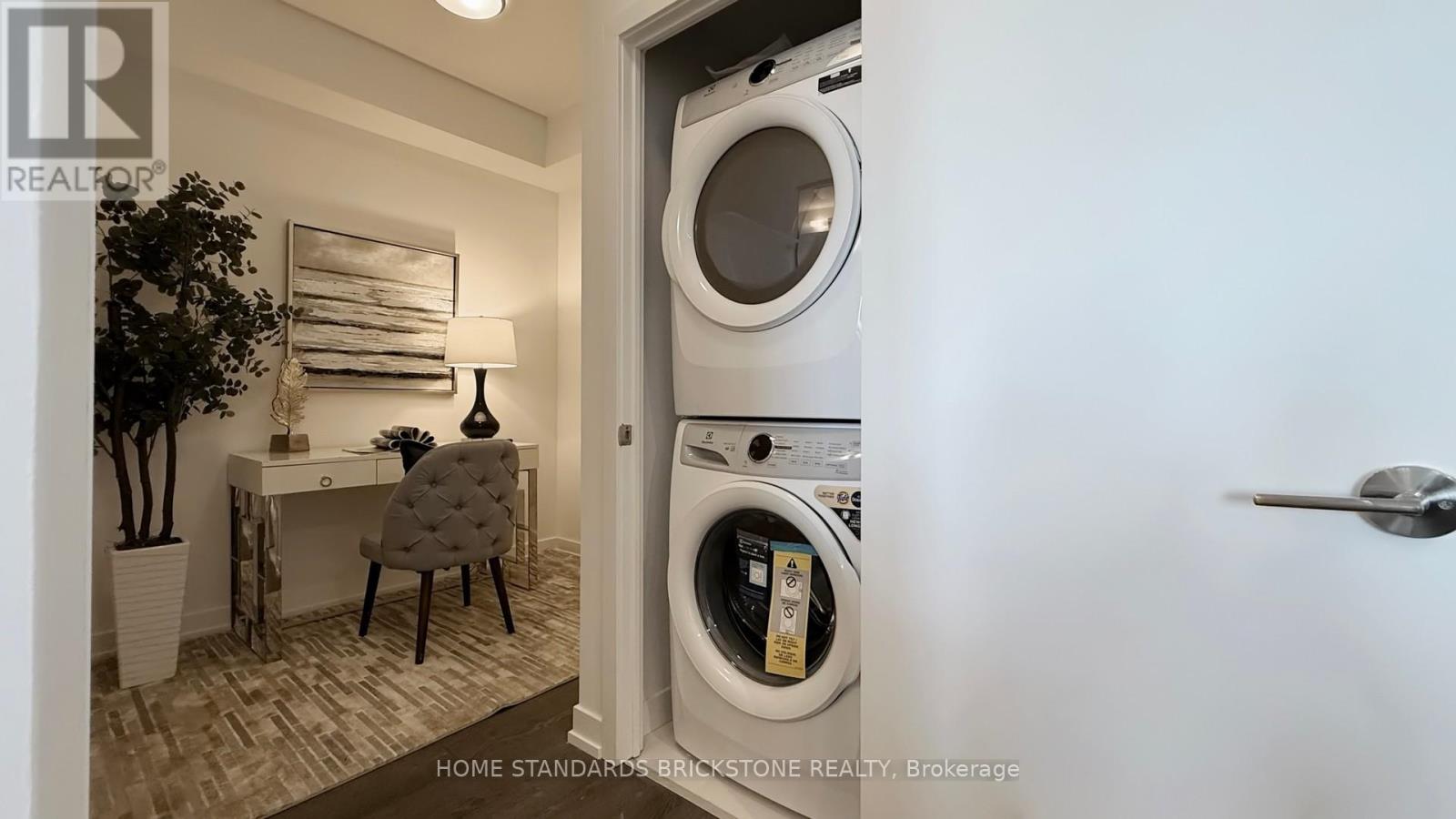 S1014 - 8 Olympic Garden Drive, Toronto, Ontario  M2M 0B9 - Photo 20 - C12135184