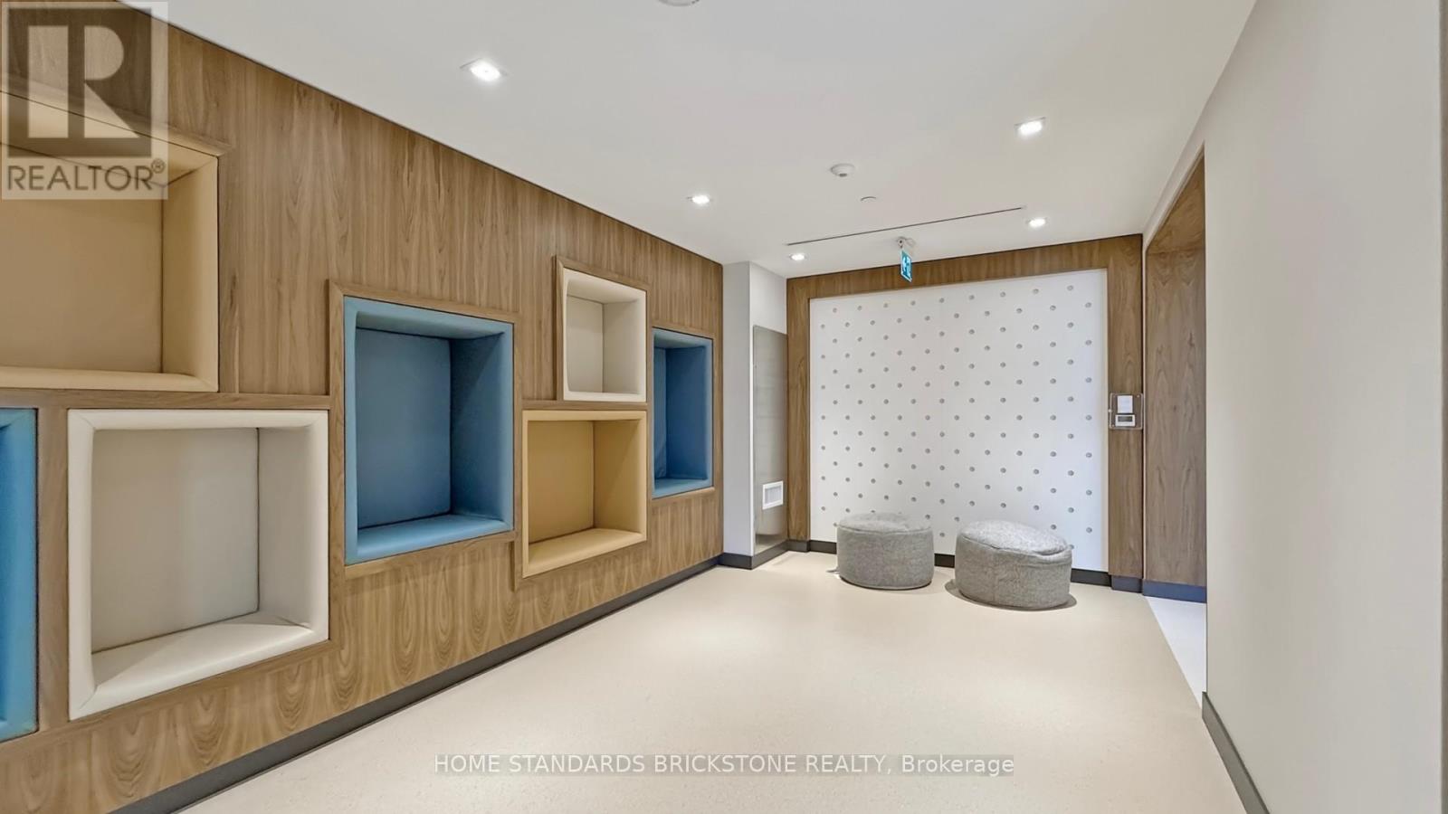 S1014 - 8 Olympic Garden Drive, Toronto, Ontario  M2M 0B9 - Photo 32 - C12135184