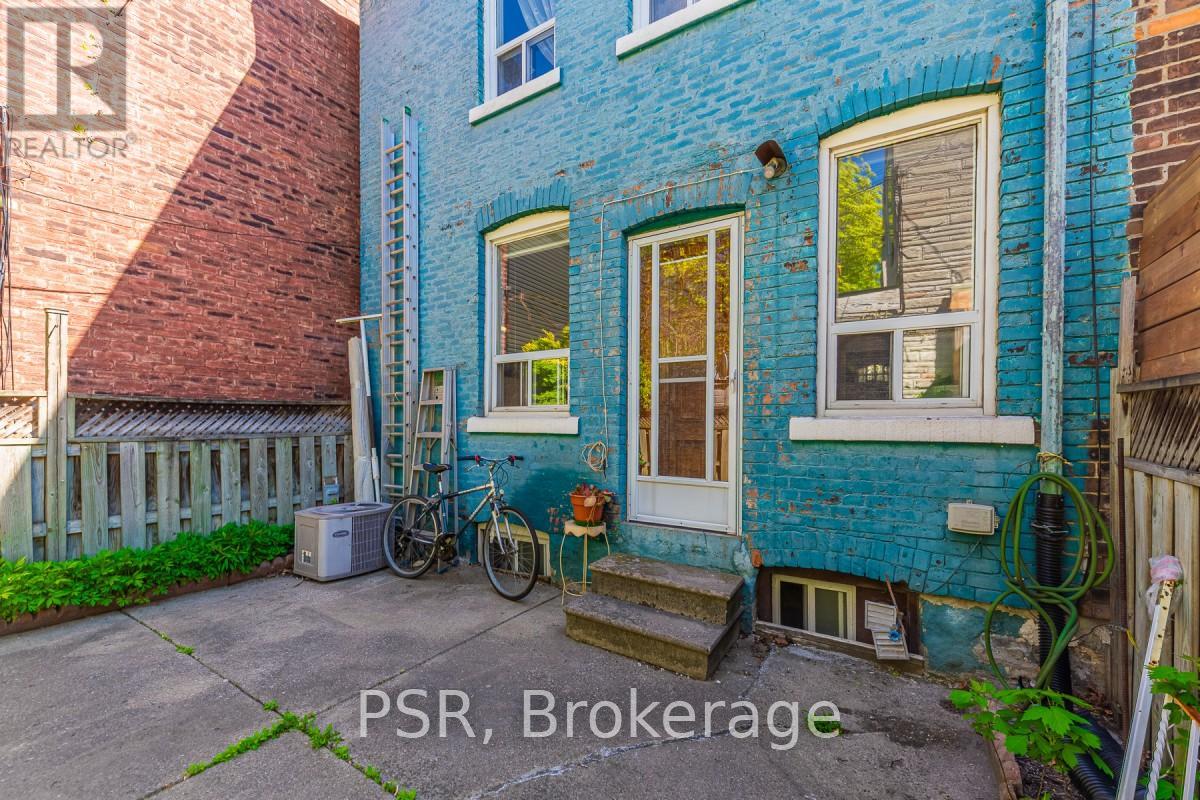 212 Brock Avenue, Toronto, Ontario  M6K 2L9 - Photo 30 - C12135196