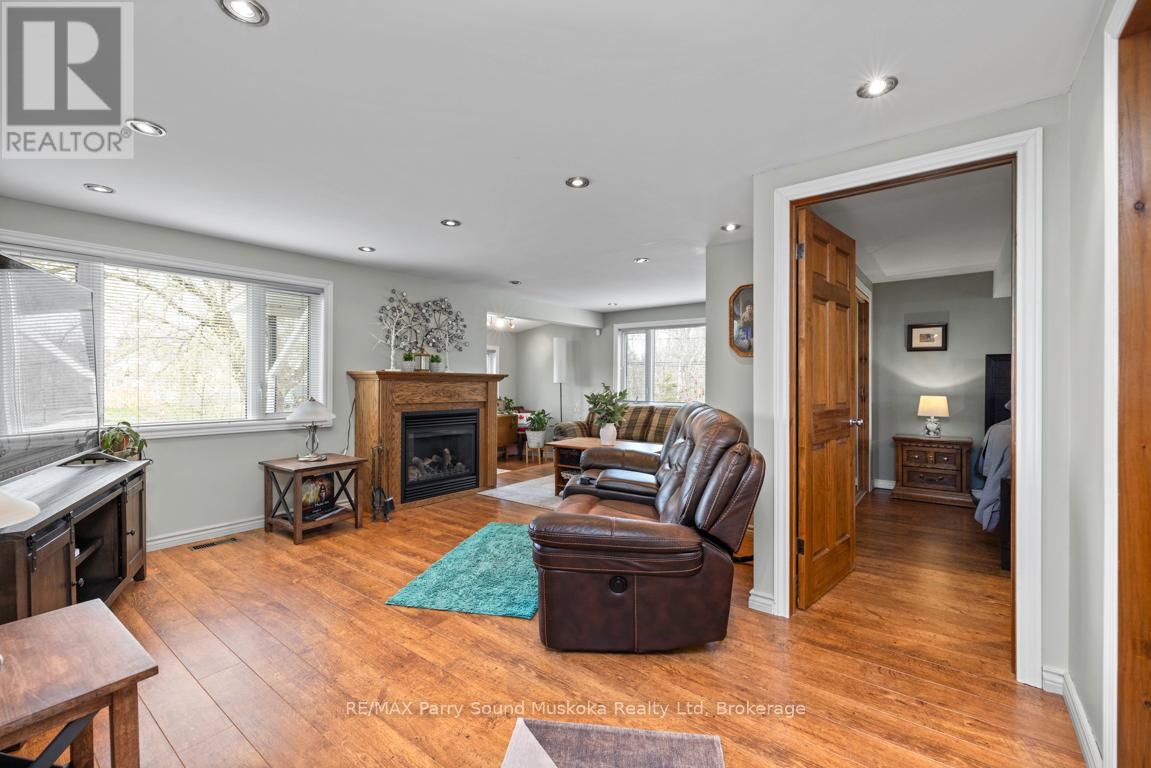 Property at 2 MELISSA STREET image 4
