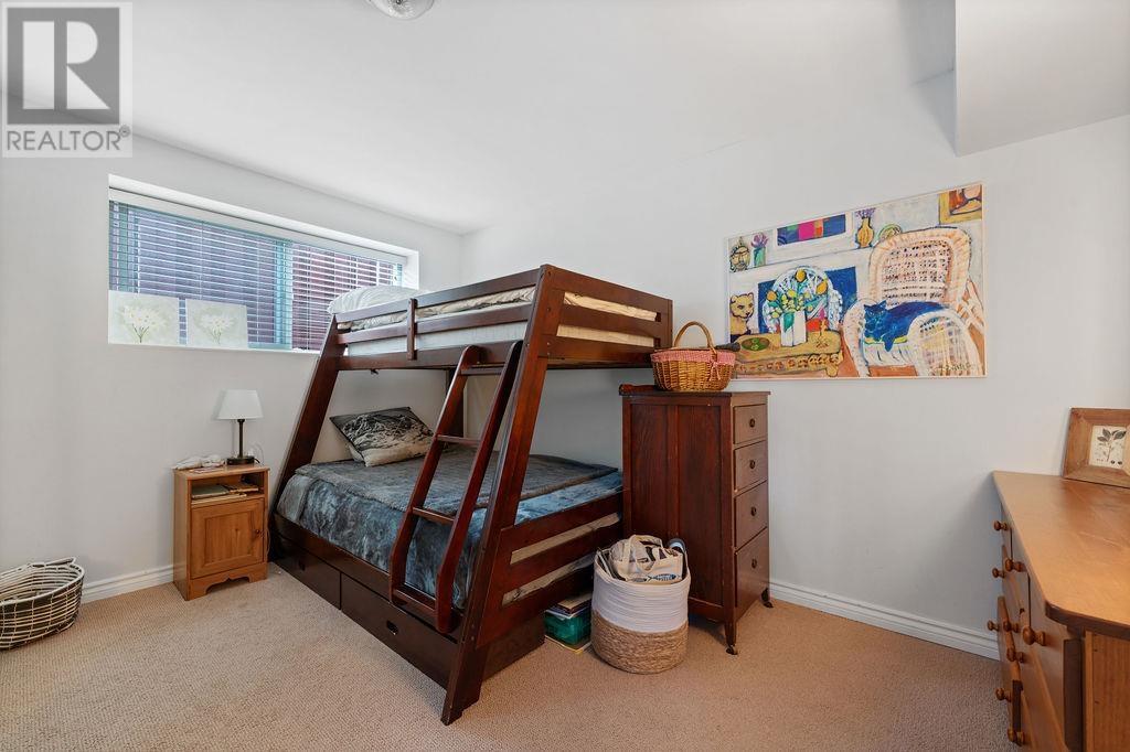 3300 Mahon Avenue, North Vancouver, British Columbia  V7N 3T5 - Photo 34 - R3000054