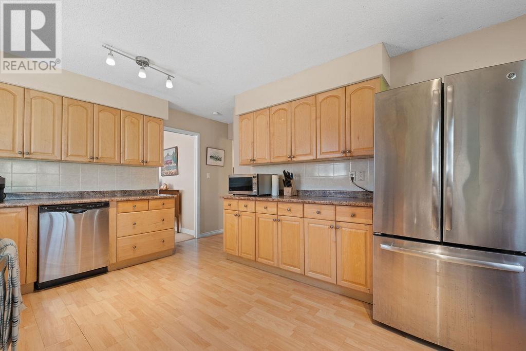 3300 Mahon Avenue, North Vancouver, British Columbia  V7N 3T5 - Photo 11 - R3000054