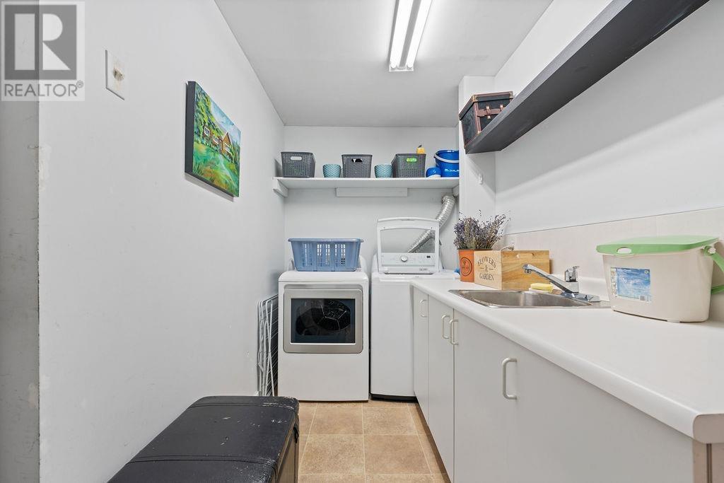 3300 Mahon Avenue, North Vancouver, British Columbia  V7N 3T5 - Photo 29 - R3000054
