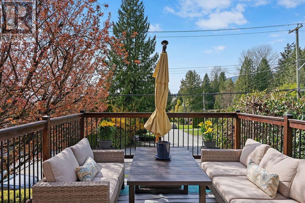 3300 Mahon Avenue, North Vancouver, British Columbia  V7N 3T5 - Photo 12 - R3000054