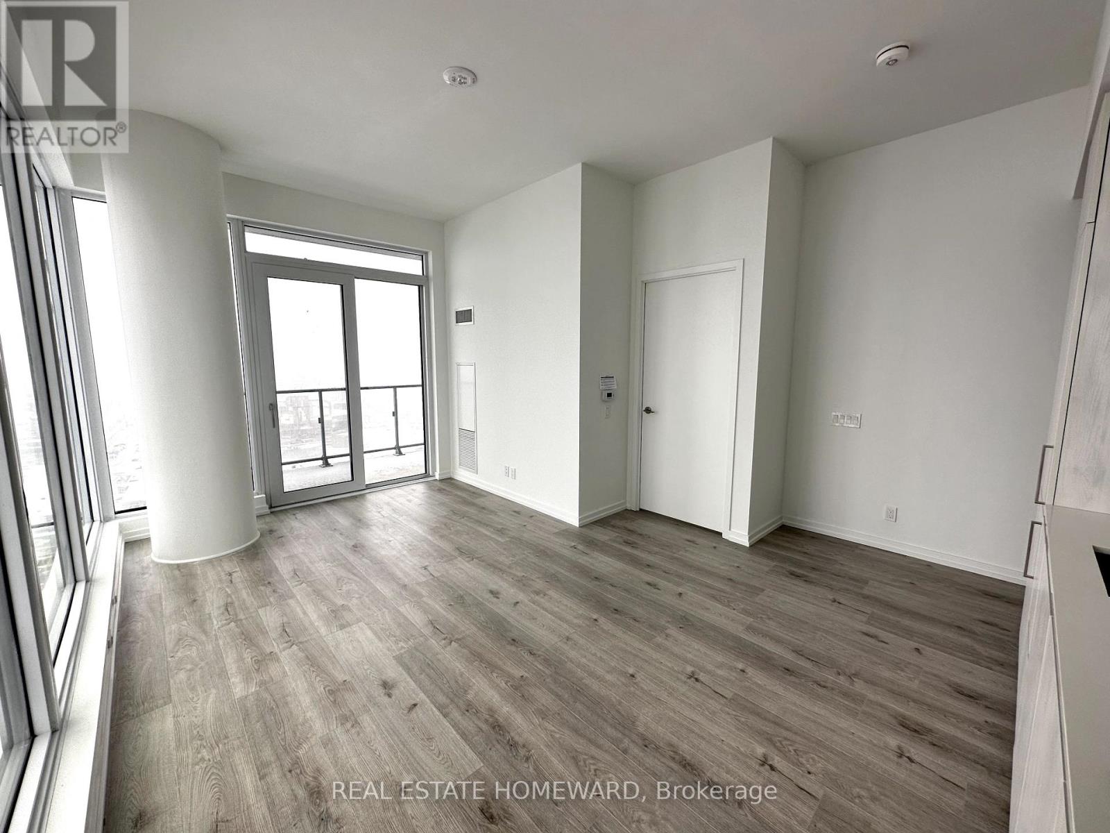 1711 - 1000 Portage Parkway, Vaughan, Ontario  L4K 0L1 - Photo 11 - N12135197
