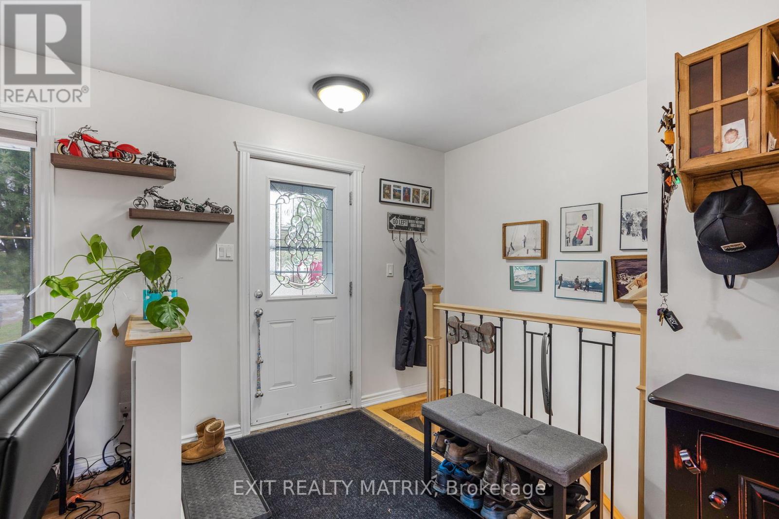 Property at 1120 DES CEDRES STREET image 4