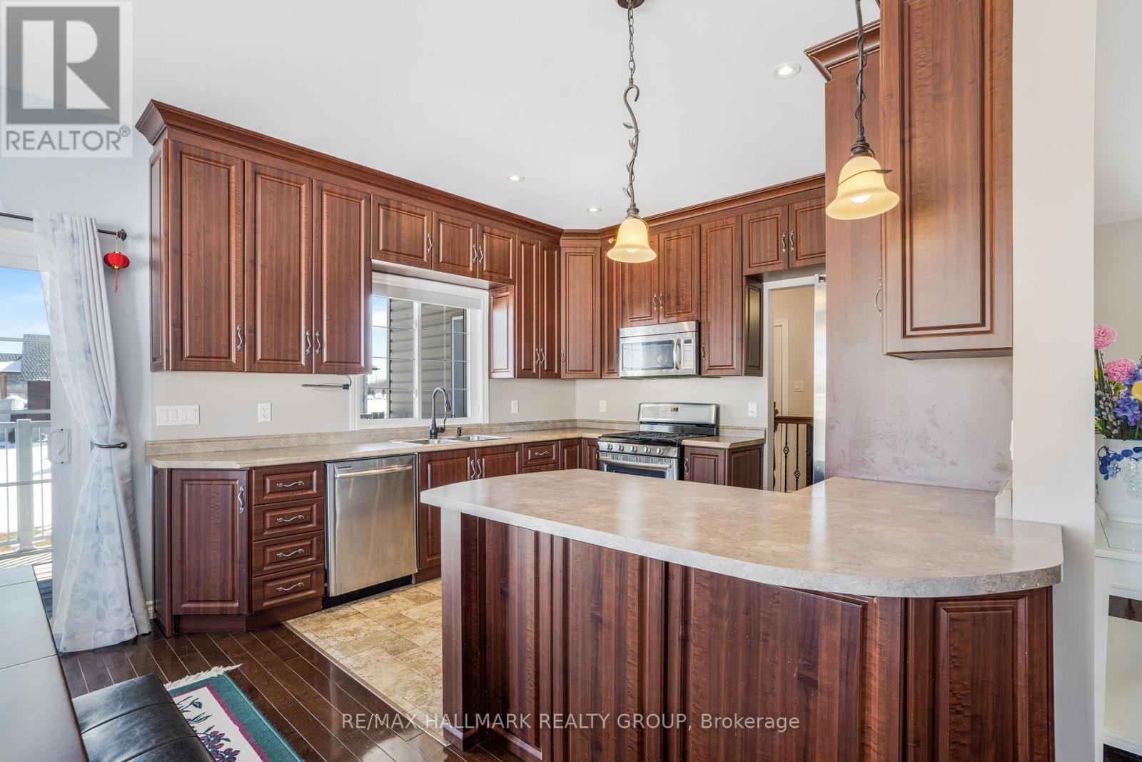 2311 Principale Street, Alfred And Plantagenet, Ontario  K0A 3K0 - Photo 15 - X12076230