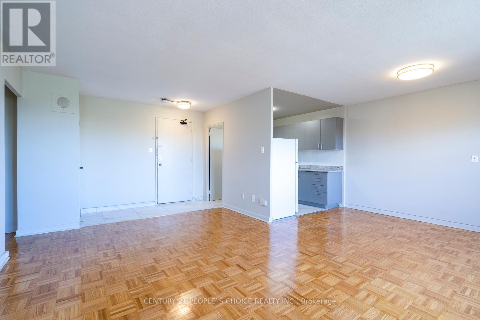 520 - 150 Culford Road, Toronto, Ontario  M6M 4K8 - Photo 8 - W12135163