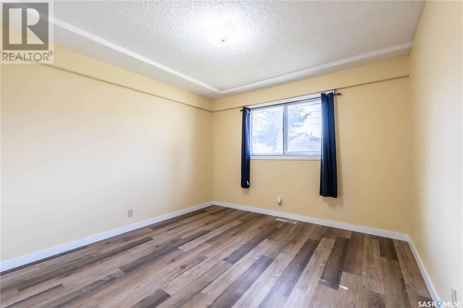 1182 Currie Crescent, Moose Jaw, Saskatchewan  S6H 6B7 - Photo 18 - SK005122