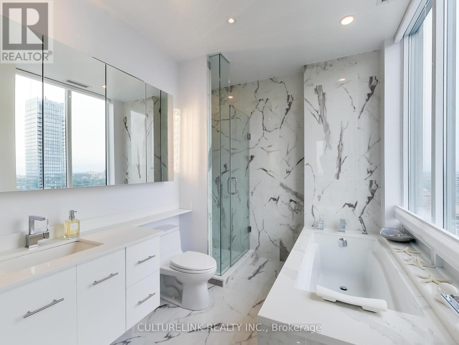 4402 - 35 Balmuto Street, Toronto, Ontario  M4Y 0A3 - Photo 19 - C12135316