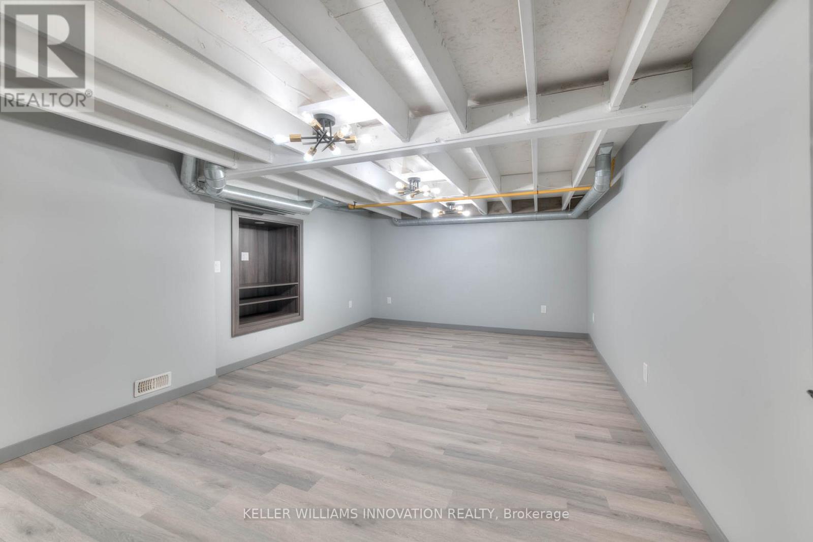 34 Braun Street, Kitchener, Ontario  N2H 3R4 - Photo 38 - X12135162