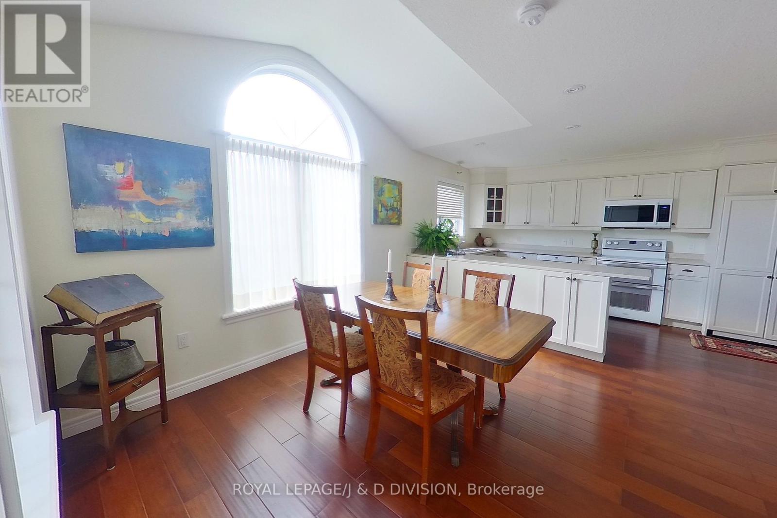 310 - 1742 Ravenwood Drive, Peterborough West, Ontario  K9K 2R5 - Photo 7 - X12135213