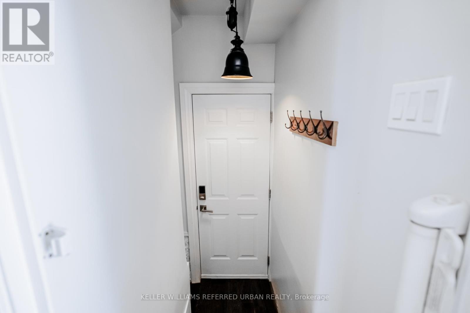 20 Payzac Avenue, Toronto (West Hill), Ontario  M1E 2W7 - Photo 17 - E12135246