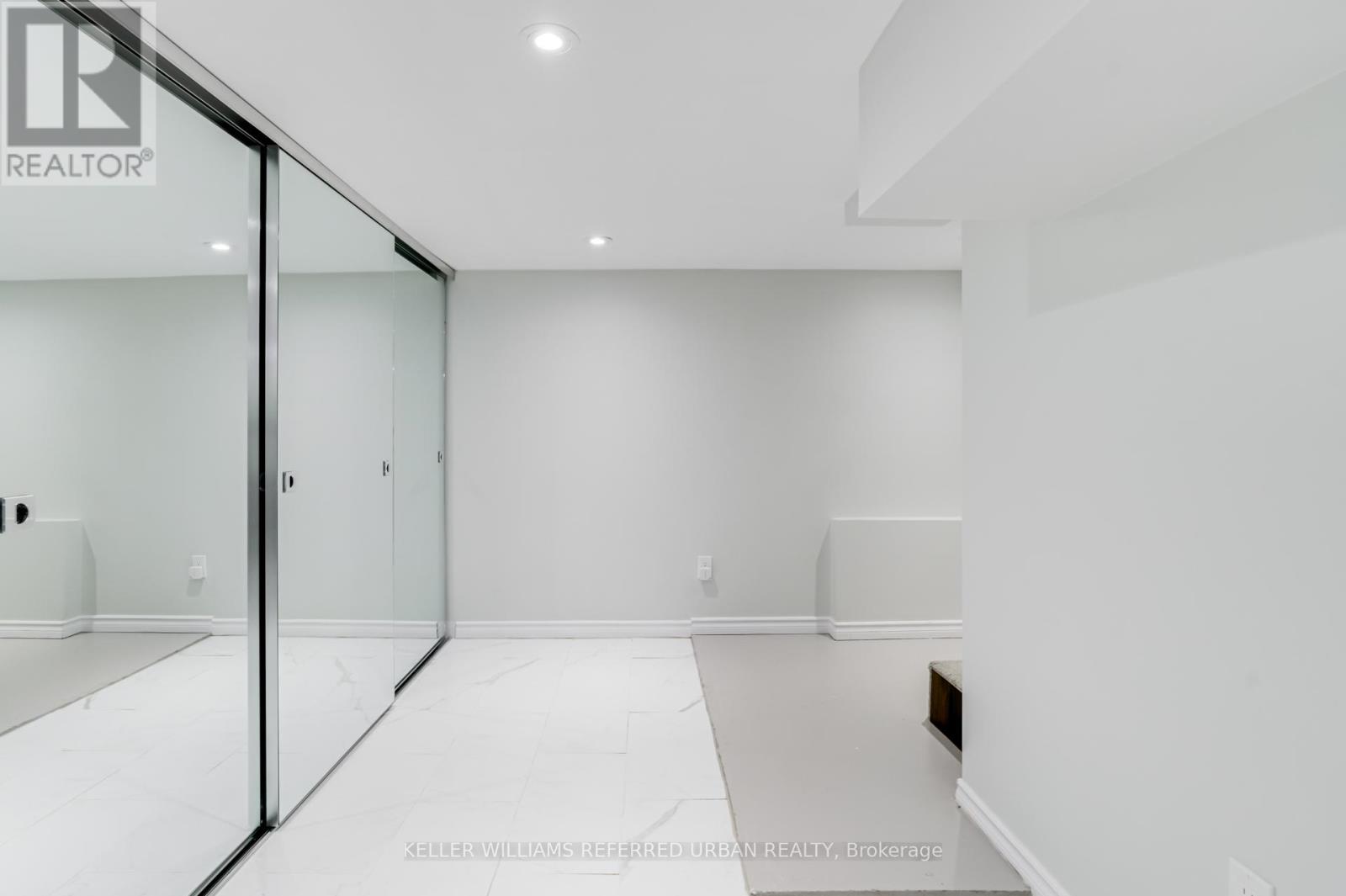 20 Payzac Avenue, Toronto (West Hill), Ontario  M1E 2W7 - Photo 18 - E12135246