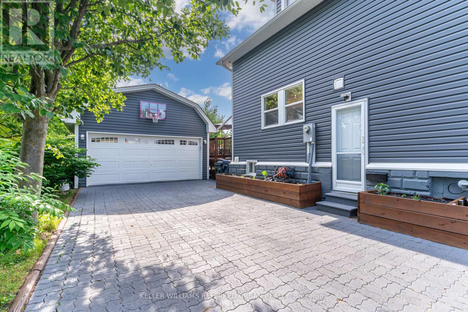 20 Payzac Avenue, Toronto (West Hill), Ontario  M1E 2W7 - Photo 2 - E12135246