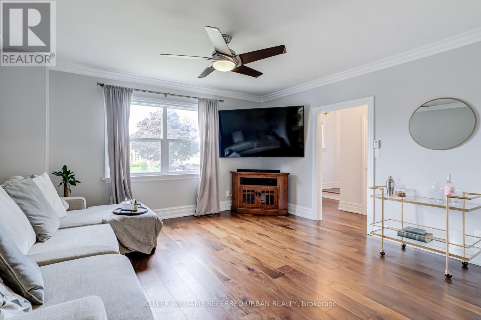 20 Payzac Avenue, Toronto (West Hill), Ontario  M1E 2W7 - Photo 4 - E12135246