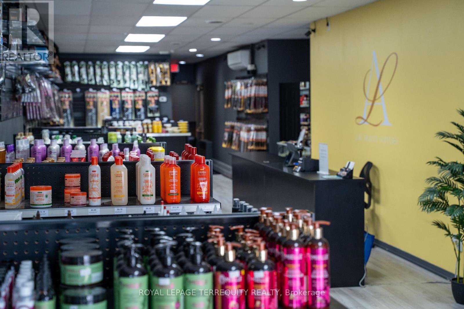 103 Brock Street S, Whitby (Downtown Whitby), Ontario  L1N 4J9 - Photo 4 - E12135334