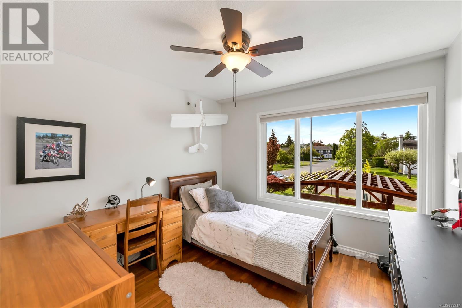 Property at 1644 Morningside Pl image 4