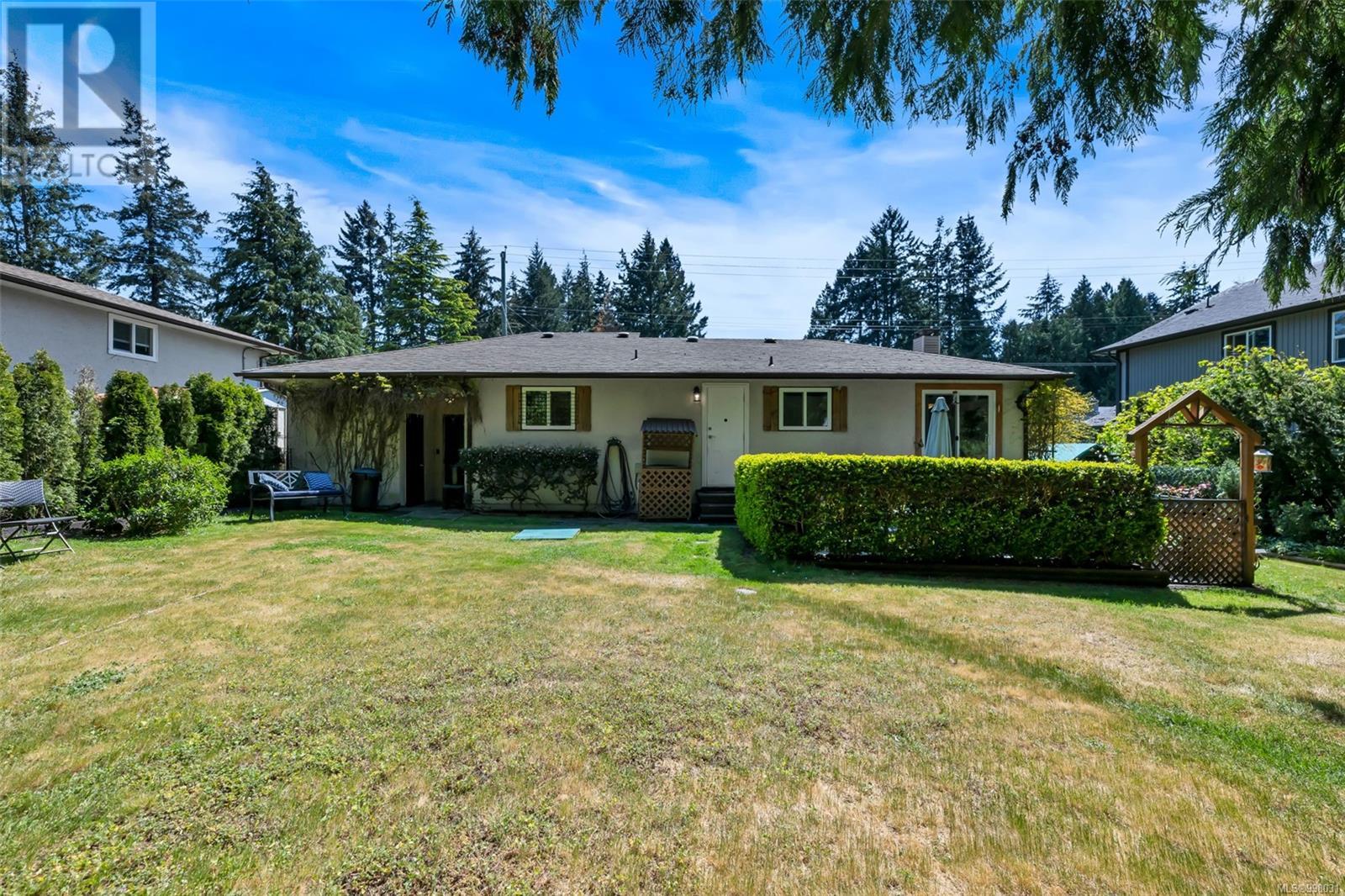 Property at 1028 Jenkins Ave image 4