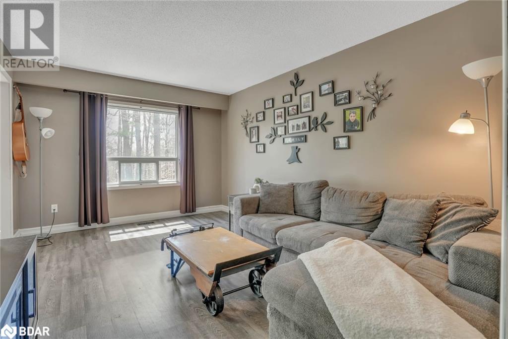 55 Burns Circle, Barrie, Ontario  L4N 5J8 - Photo 3 - 40726556