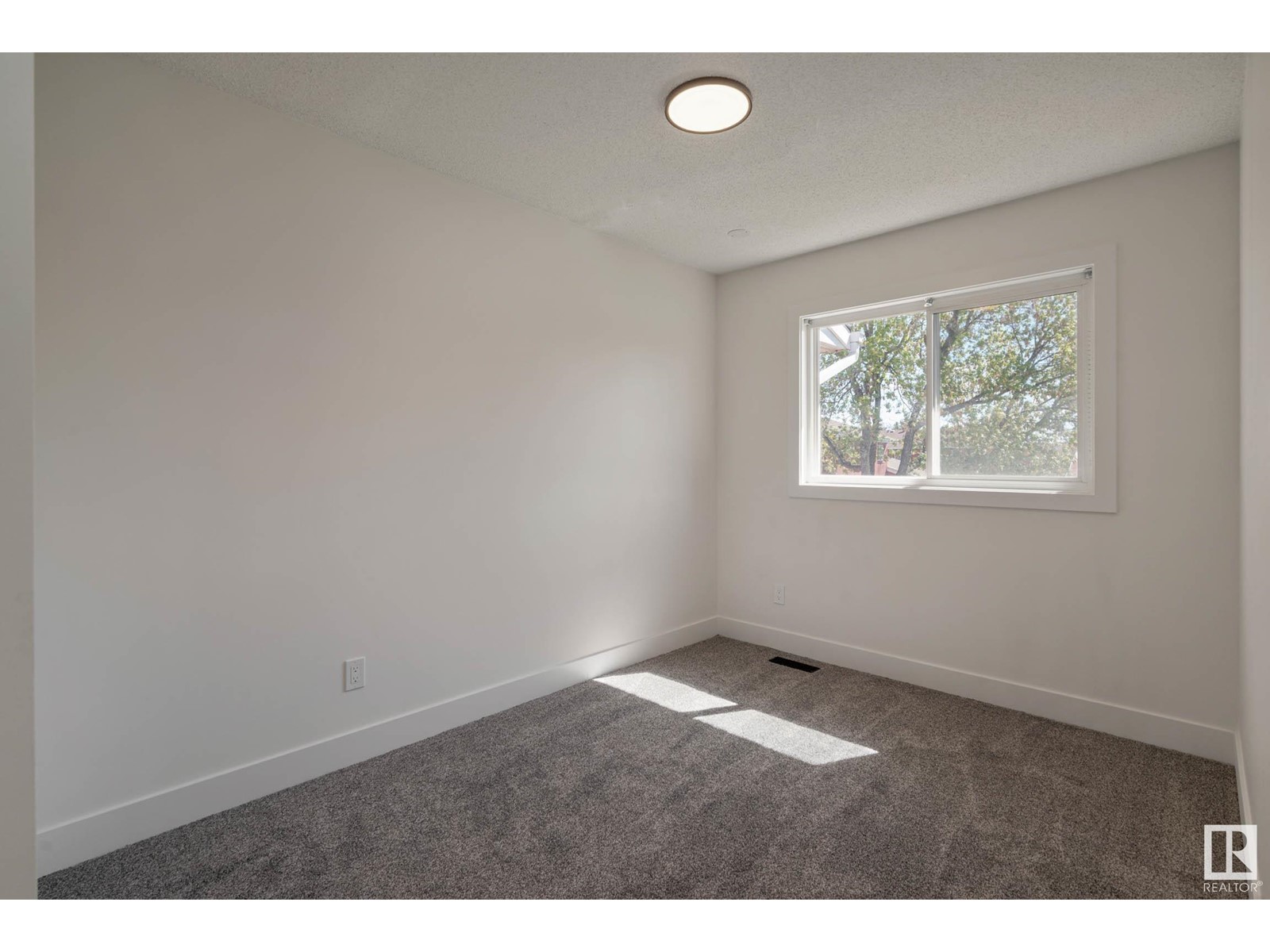 10630 Beaumaris Rd Nw, Edmonton, Alberta  T5X 3N4 - Photo 36 - E4435309