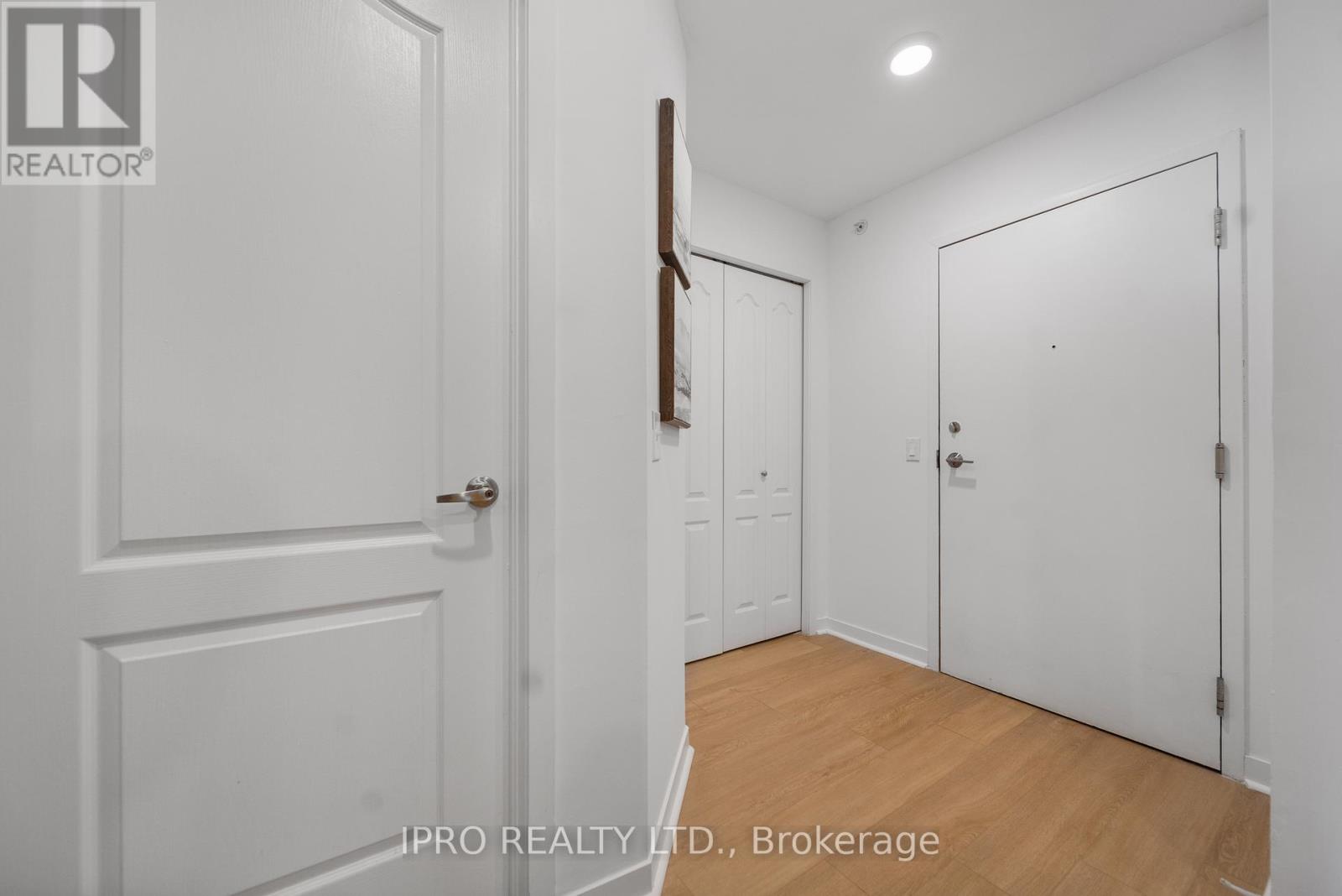 Property at 2405 - 6 DAYSPRING CIRCLE image 5