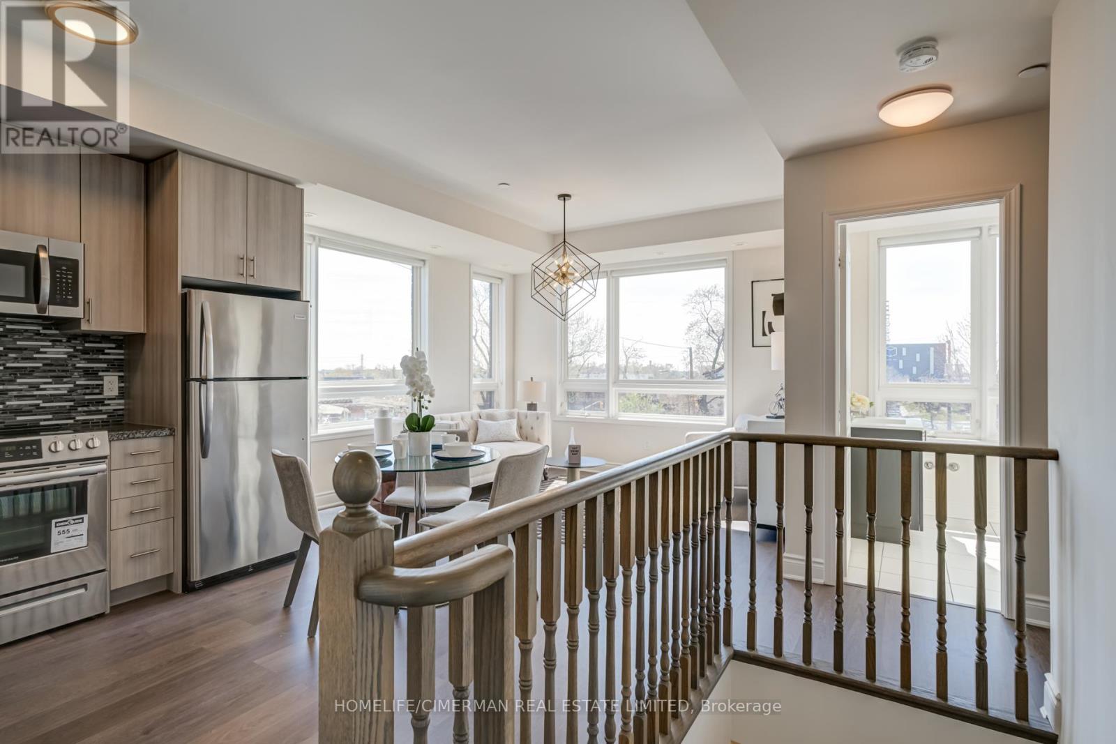 301 - 1130 Briar Hill Avenue, Toronto, Ontario  M6B 0A9 - Photo 6 - W12135290