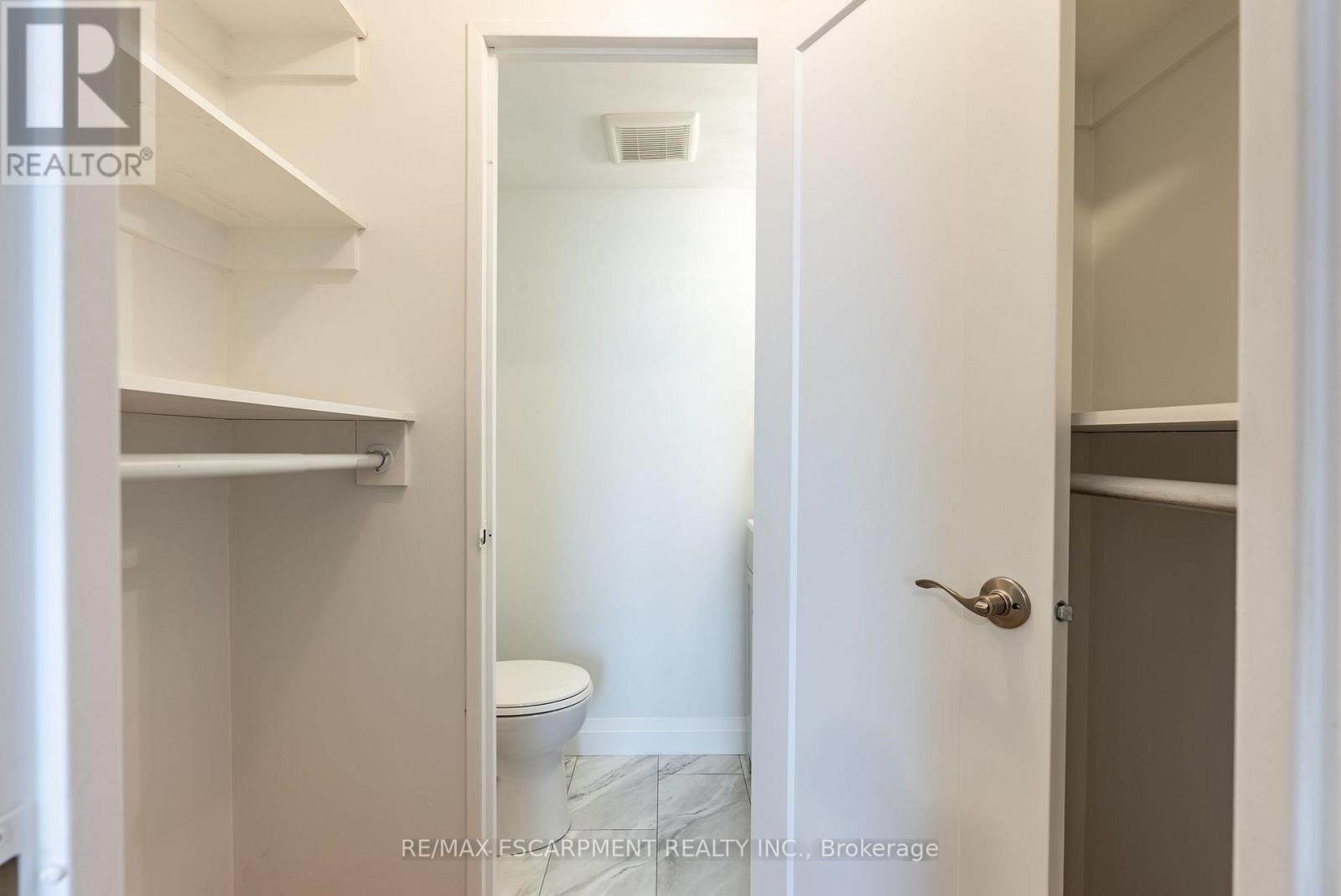 306 - 2055 Upper Middle Road, Burlington, Ontario  L7P 3P4 - Photo 12 - W12135291