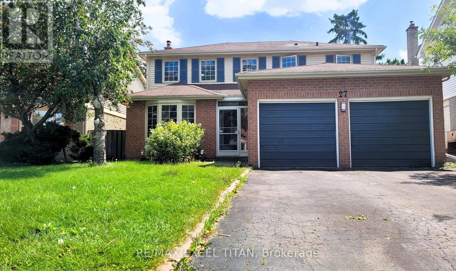 27 MACDOUGALL DRIVE, Brampton, Ontario