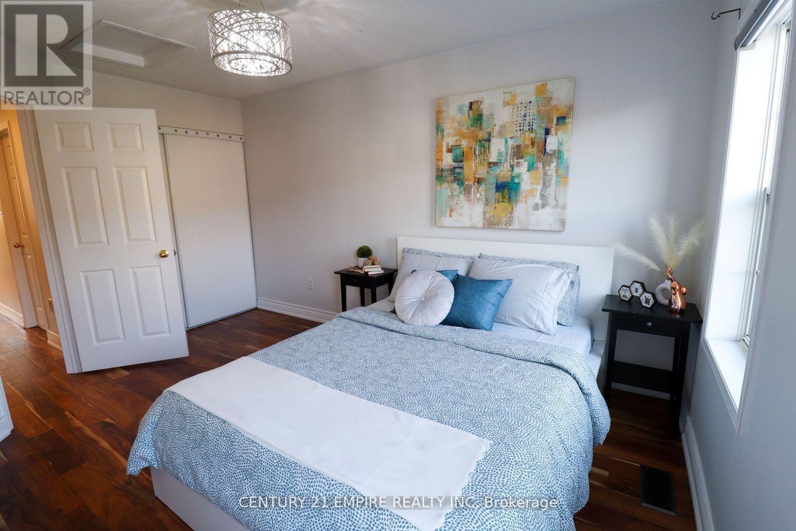 263 Gatwick Drive, Oakville, Ontario  L6H 7K4 - Photo 32 - W12135313