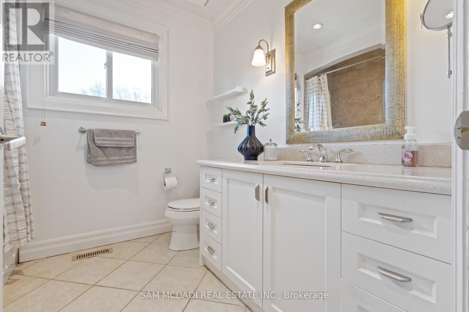 1560 Ifield Road, Mississauga, Ontario  L5H 3W1 - Photo 44 - W12135363