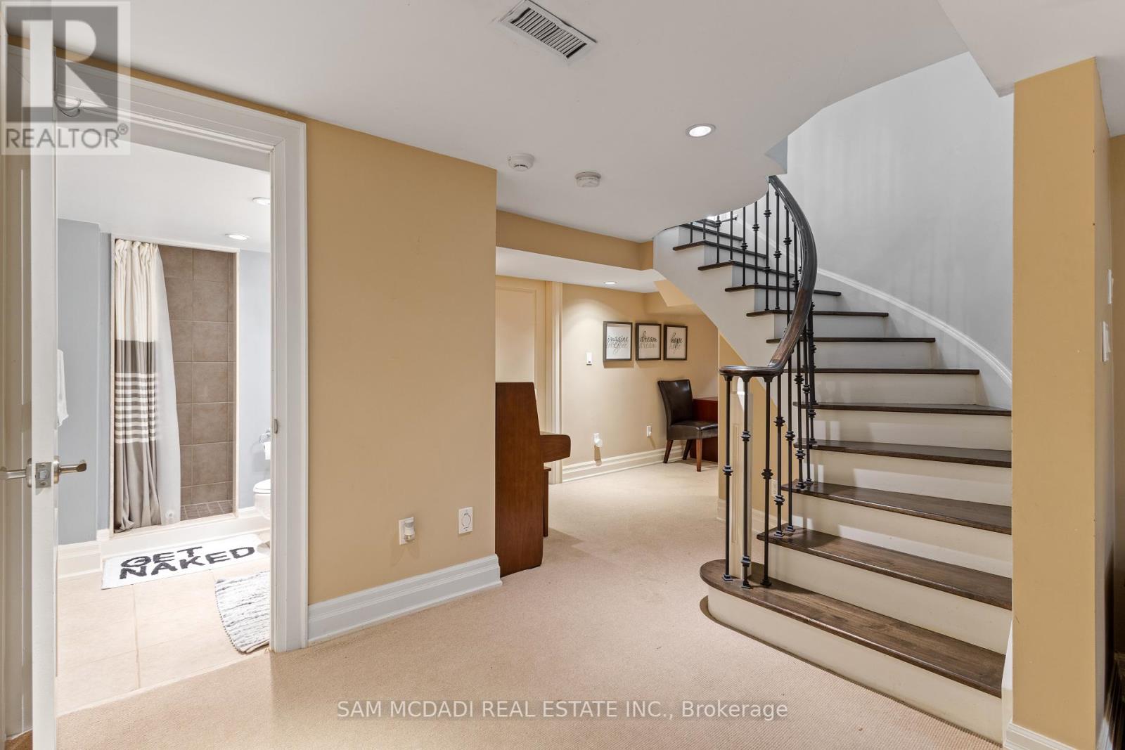 1560 Ifield Road, Mississauga, Ontario  L5H 3W1 - Photo 45 - W12135363