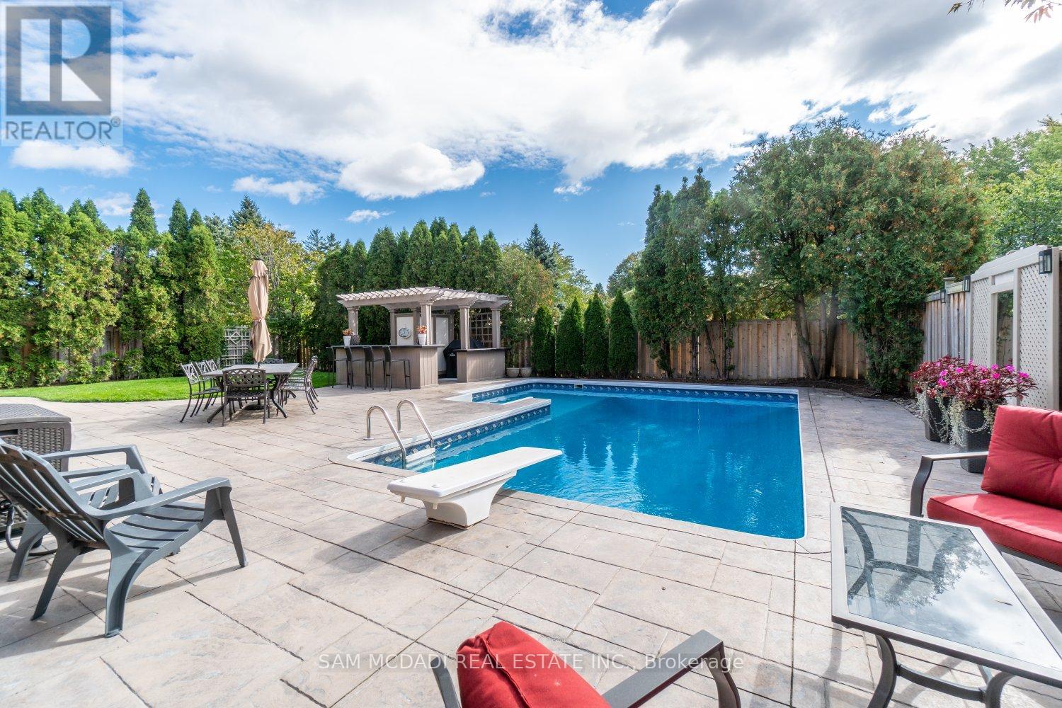 1560 Ifield Road, Mississauga, Ontario  L5H 3W1 - Photo 7 - W12135363