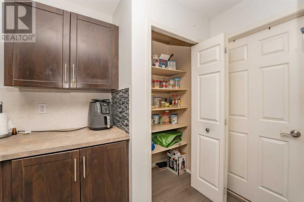 83 Martha's Close Ne, Calgary, Alberta  T3J 4P3 - Photo 8 - A2218494