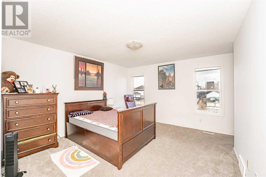 83 Martha's Close Ne, Calgary, Alberta  T3J 4P3 - Photo 21 - A2218494