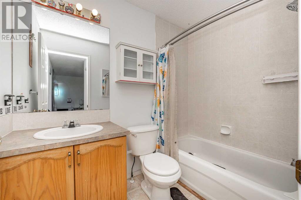 83 Martha's Close Ne, Calgary, Alberta  T3J 4P3 - Photo 24 - A2218494