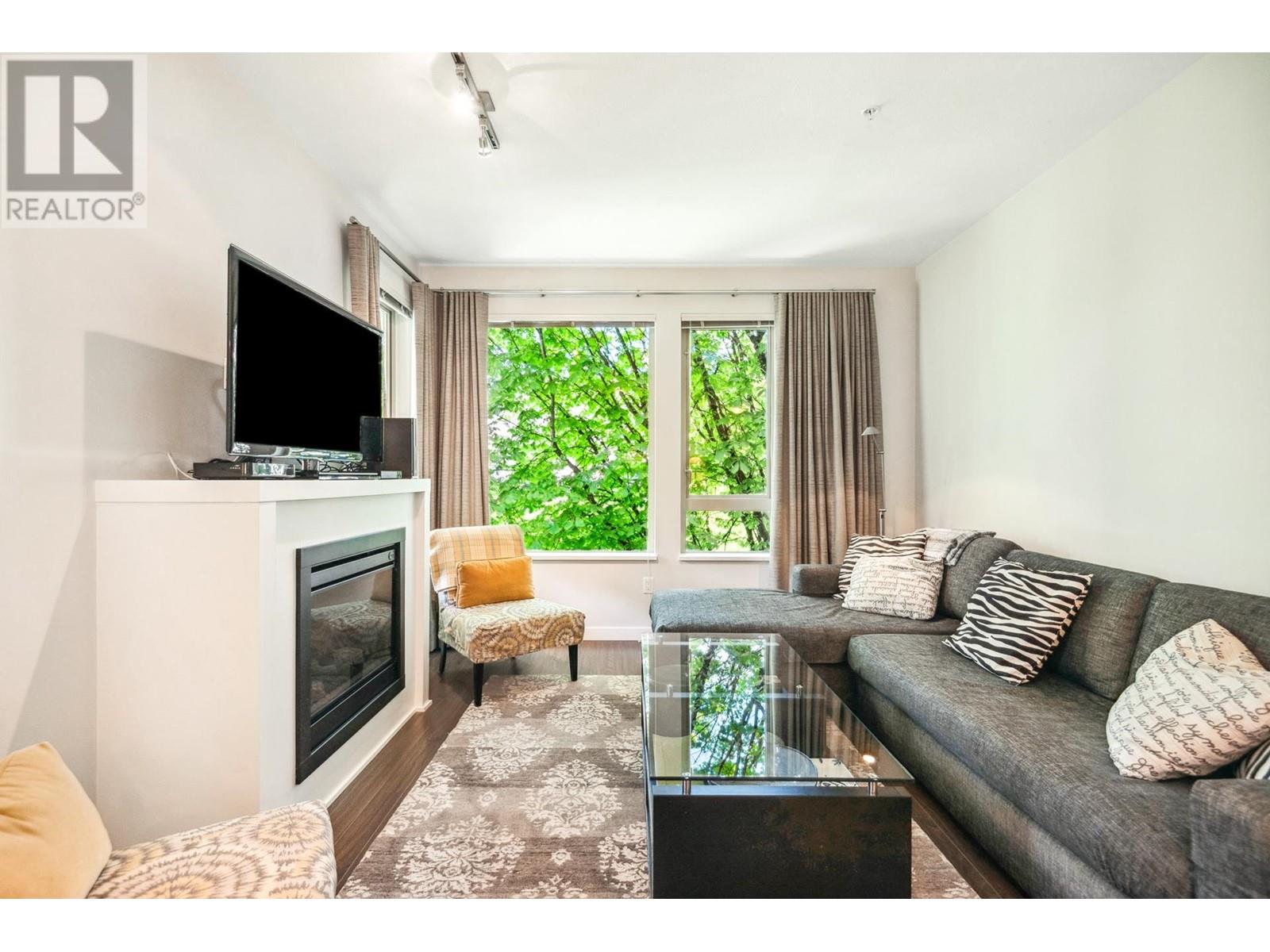 311 119 W 22nd Street, North Vancouver, British Columbia  V7M 0B4 - Photo 3 - R3000471