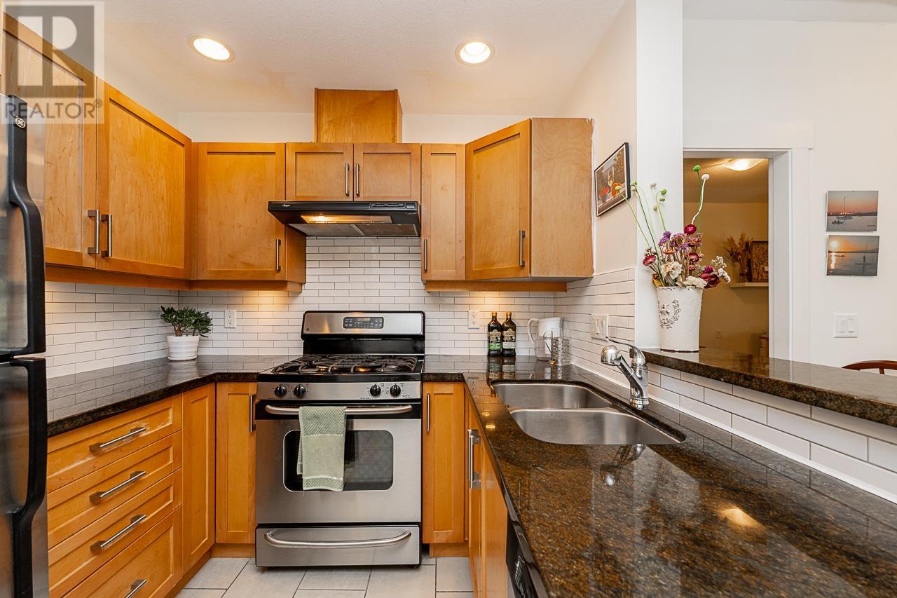 210 6328 Larkin Drive, Vancouver, British Columbia  V6T 2K2 - Photo 3 - R3000507