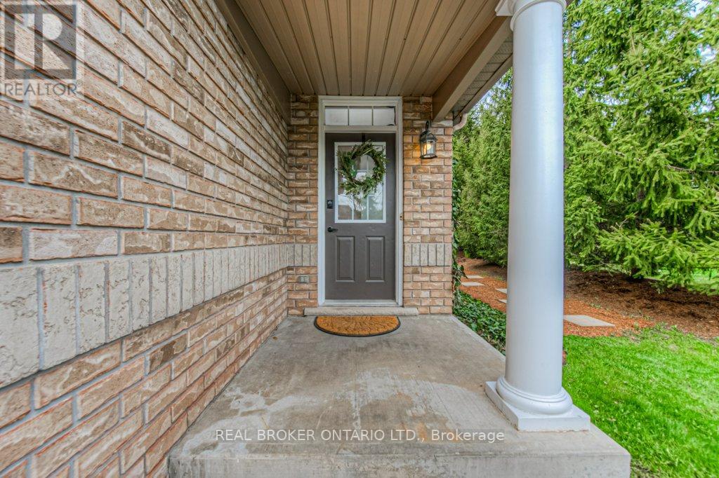 Property at 511 MARINER DRIVE image 3